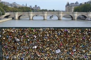 Cadenas d'amour à Paris